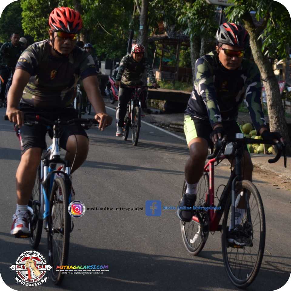 Kunjungi Koramil Jajaran, Kasdim 1207/Pontianak Ajak Anggota Gowes Bersama.