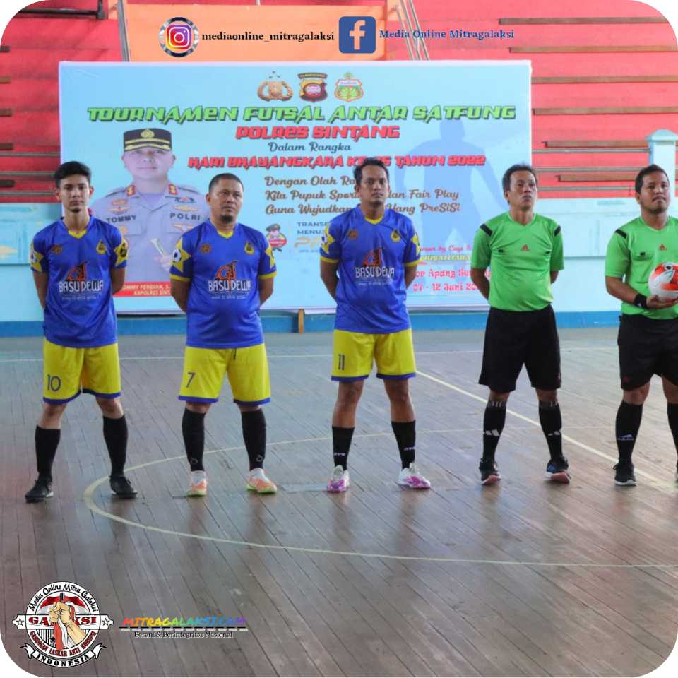 Peringati Hut Bhayangkara Ke-76, Kapolres Sintang AKBP Tommy Ferdian, S.I.K., M.Sc (Eng), Pimpin Pembukaan Turnamen Futsal.