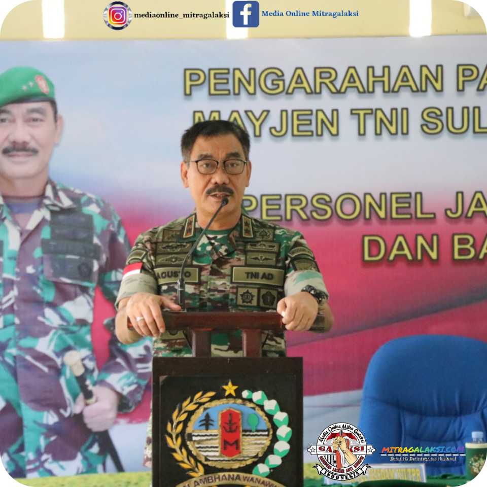 Danrem 121/Abw Dampingi Pangdam XII/Tpr Memberikan Pengarahan Kepada Prajurit dan Pns Korem 121/Abw.