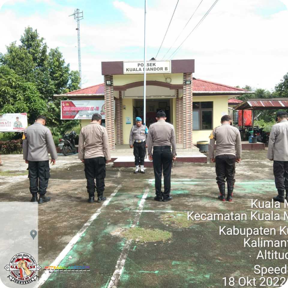 Kanit Propam Polsek Kuala Mandor B Lakukan Apel Pagi di Halaman Mapolsek.